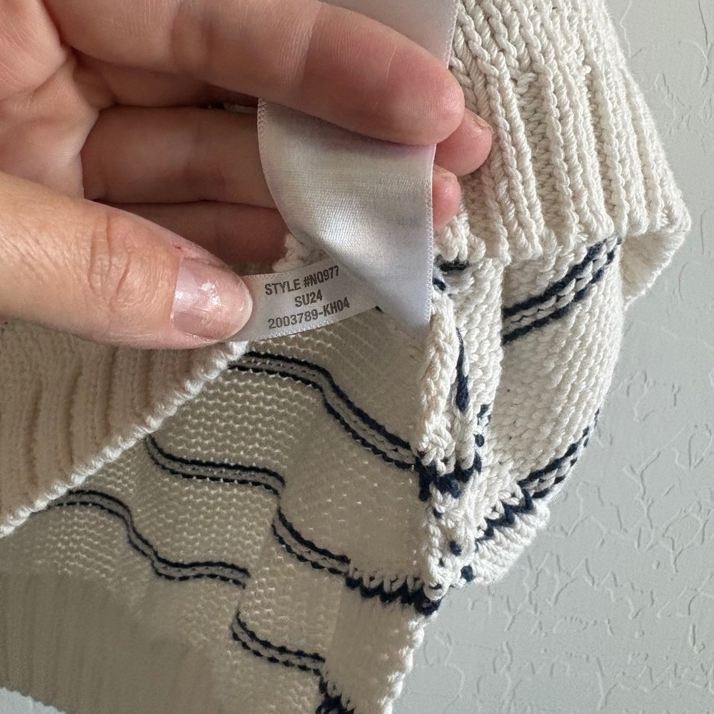 Madewell Striped Knit Sweater Vest Cream Navy Sleeveless Pullover M - Picture 5 of 8